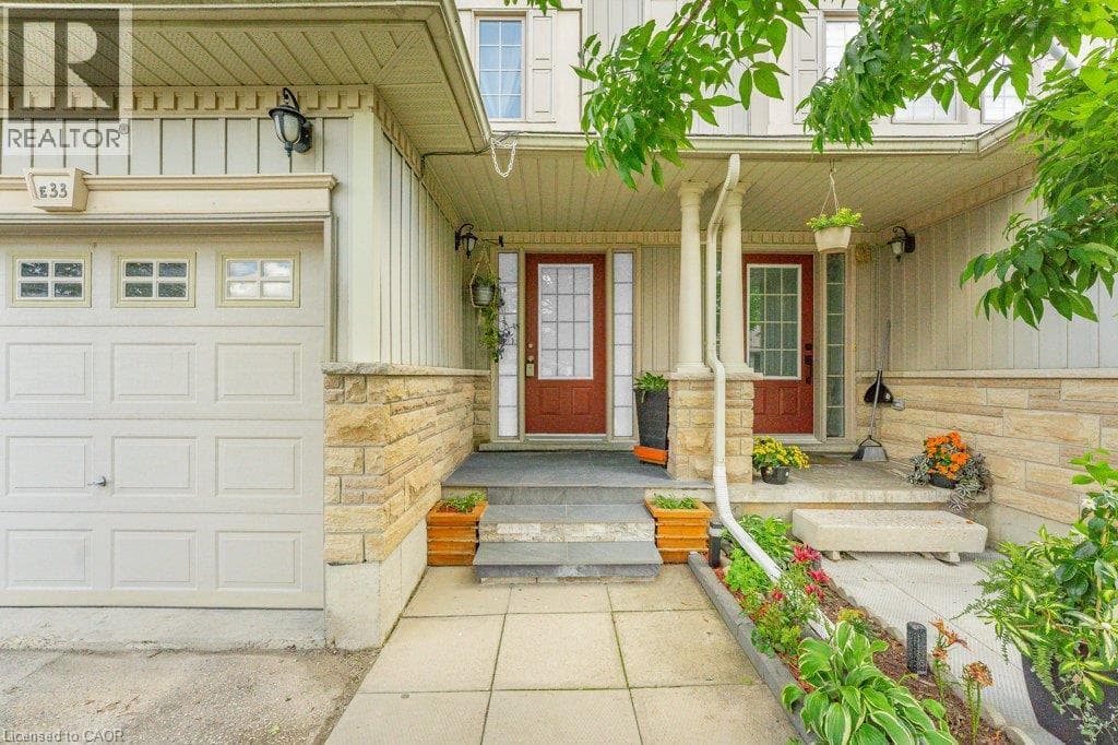 Townhouse for sale at 110 ACTIVA Avenue Unit# E33, Laurentian West, Kitchener, Ontario, photo 4