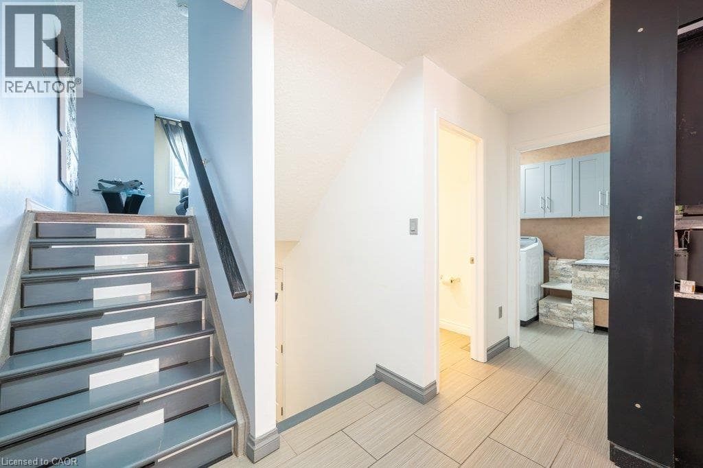 Townhouse for sale at 110 ACTIVA Avenue Unit# E33, Laurentian West, Kitchener, Ontario, photo 20
