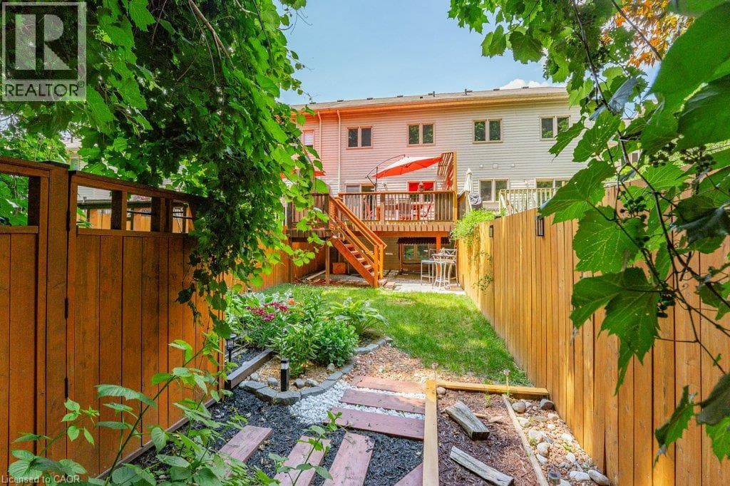 Townhouse for sale at 110 ACTIVA Avenue Unit# E33, Laurentian West, Kitchener, Ontario, photo 33
