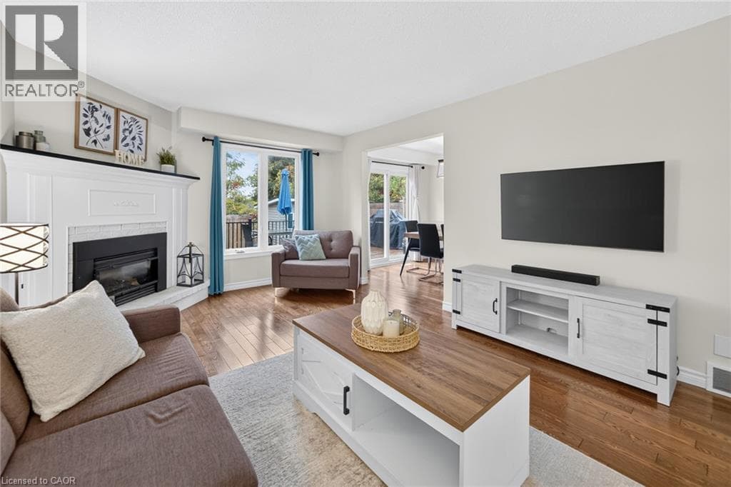 Detached for sale at 2 CINDY Avenue, Centennial, Cambridge, Ontario, photo 8