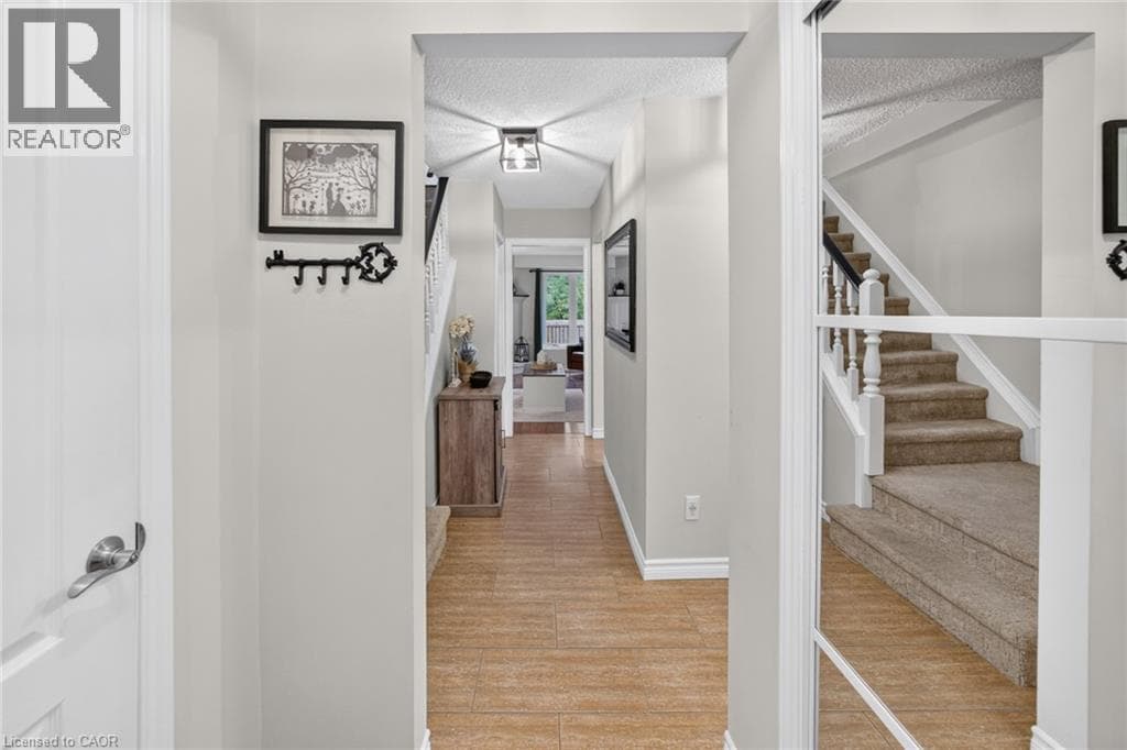 Detached for sale at 2 CINDY Avenue, Centennial, Cambridge, Ontario, photo 4