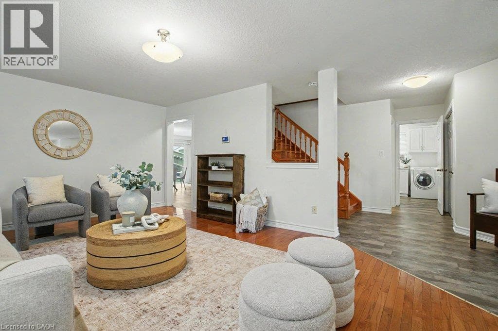 Detached for sale at 15 SIM Court, Victoria Highlands, Cambridge, Ontario, photo 8