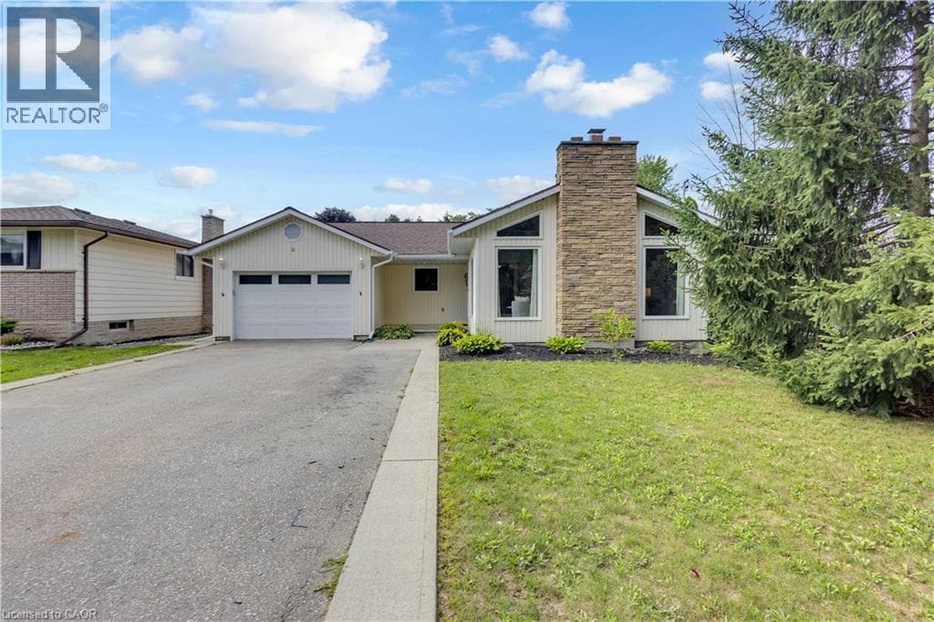 Detached for sale at 218 NORTHUMBERLAND Street, Ayr, North Dumfries, Ontario, photo 4