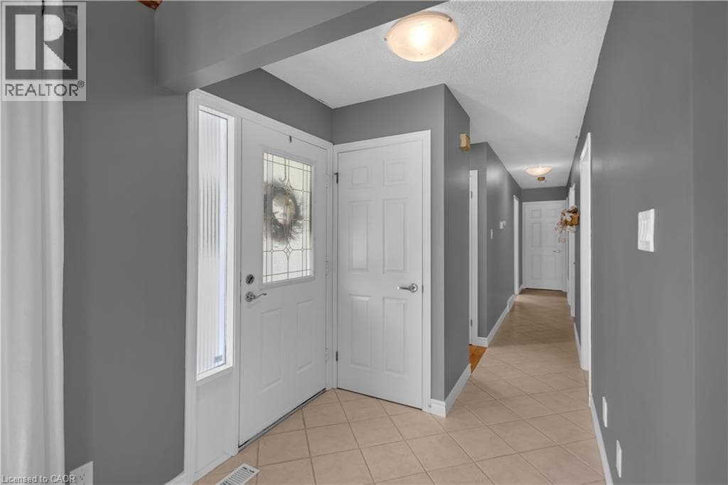 Detached for sale at 218 NORTHUMBERLAND Street, Ayr, North Dumfries, Ontario, photo 6