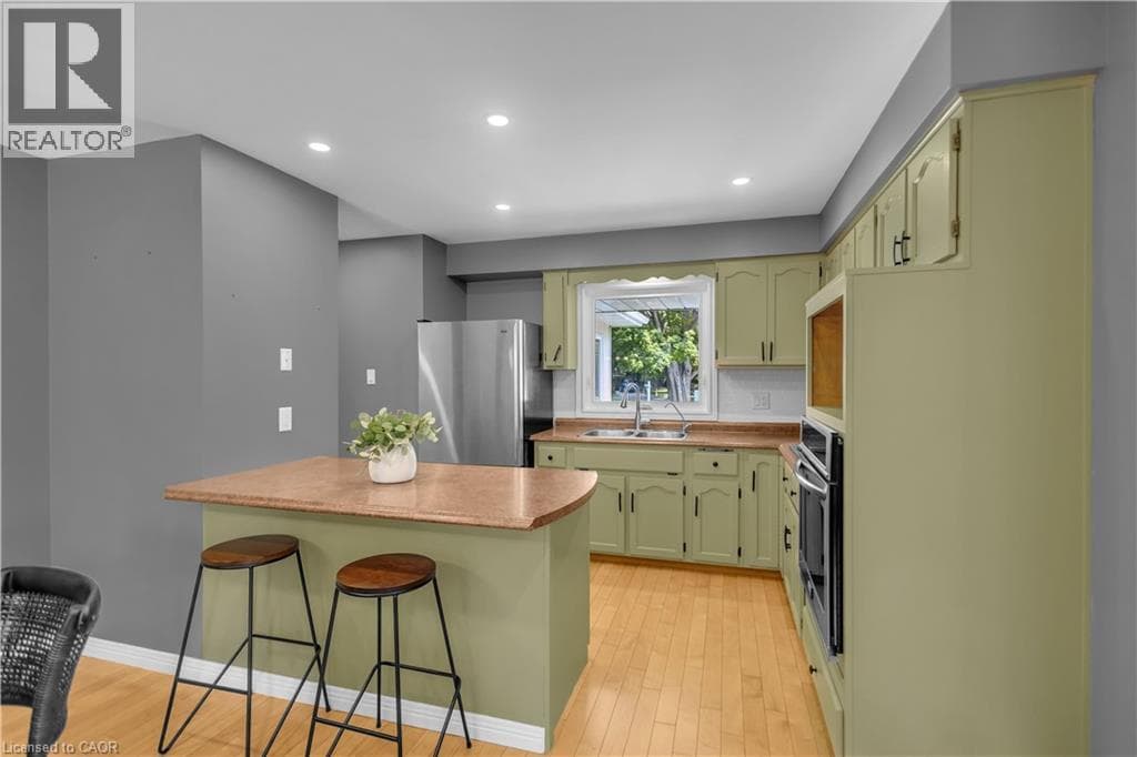 Detached for sale at 218 NORTHUMBERLAND Street, Ayr, North Dumfries, Ontario, photo 13
