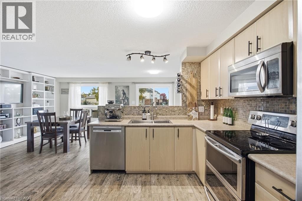 Detached for sale at 39 MAITLAND Street, Huron Park, Kitchener, Ontario, photo 12