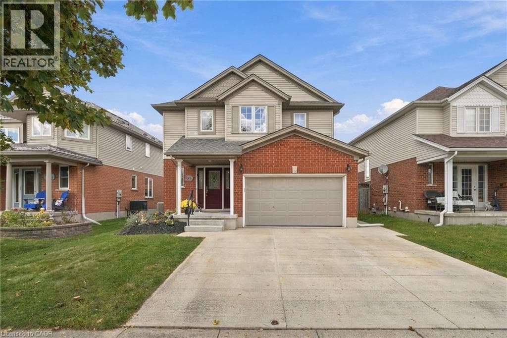 Detached for sale at 99 STIEFELMEYER Crescent, Baden, Wilmot, Ontario, photo 4