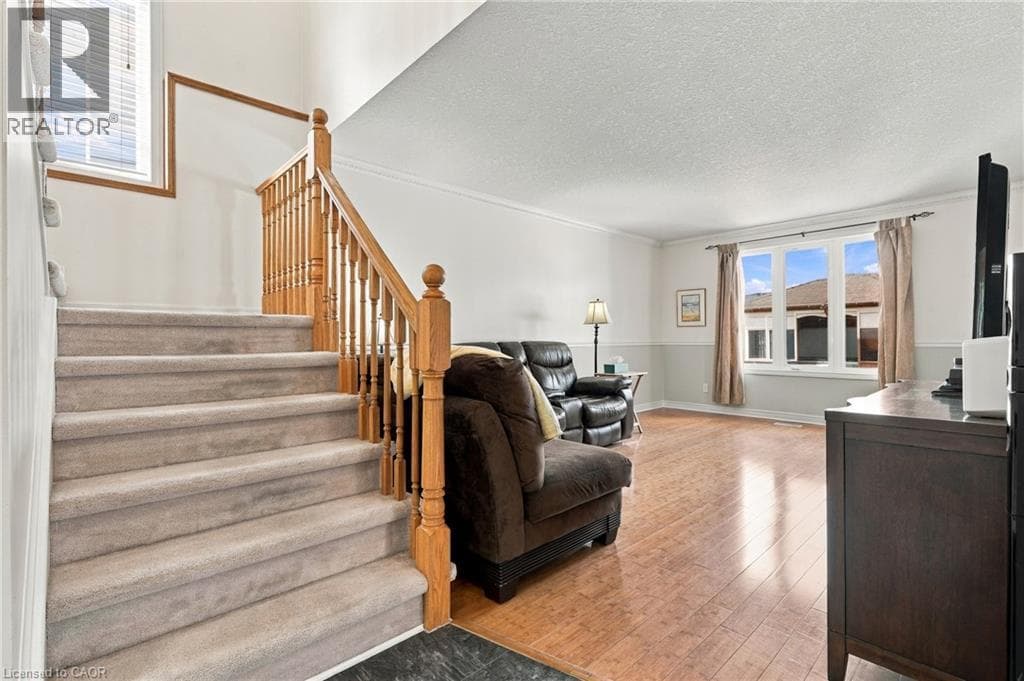 Detached for sale at 99 STIEFELMEYER Crescent, Baden, Wilmot, Ontario, photo 8