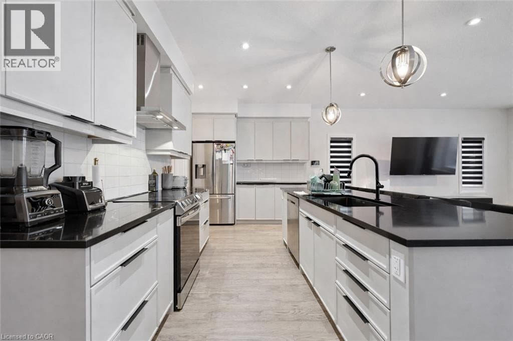 Detached for sale at 972 STONECLIFFE Walk Unit# 18, Doon South, Kitchener, Ontario, photo 9