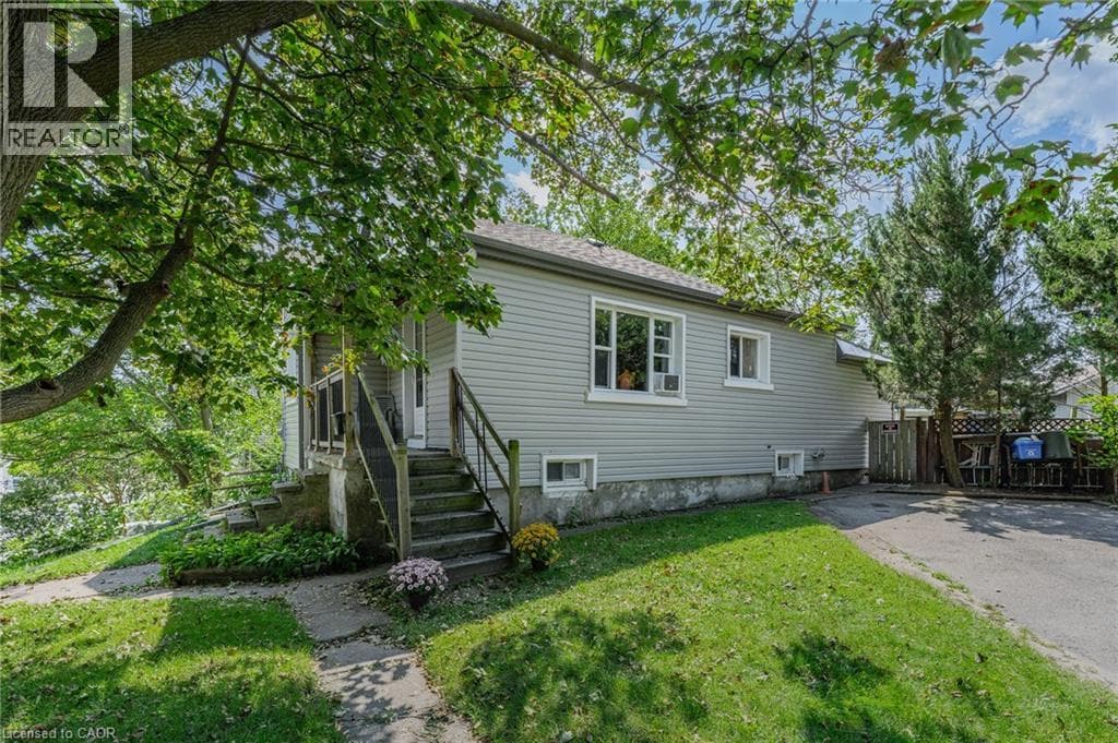 Detached for sale at 15 KERR Street, Riverview, Cambridge, Ontario, photo 6