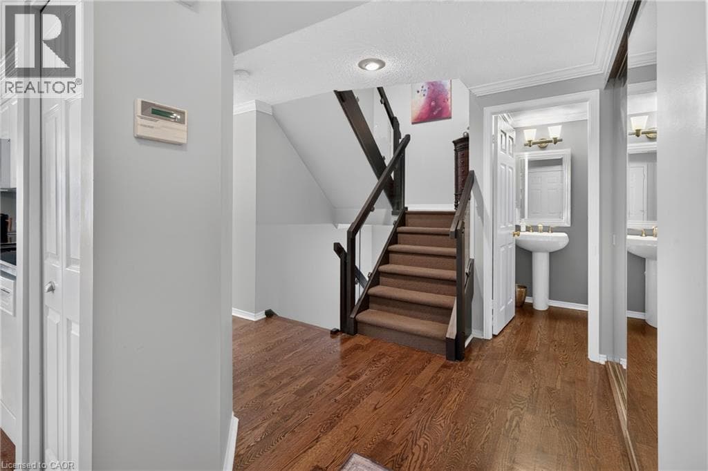 Townhouse for sale at 406 CRAIGLEITH Drive Unit# 1, Craigleith, Waterloo, Ontario, photo 4