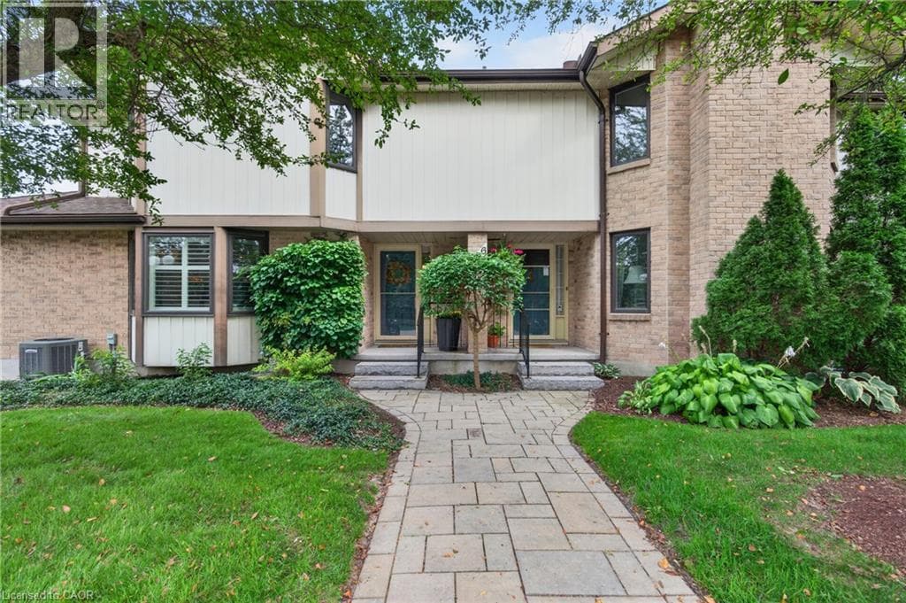 Townhouse for sale at 406 CRAIGLEITH Drive Unit# 1, Craigleith, Waterloo, Ontario, photo 2