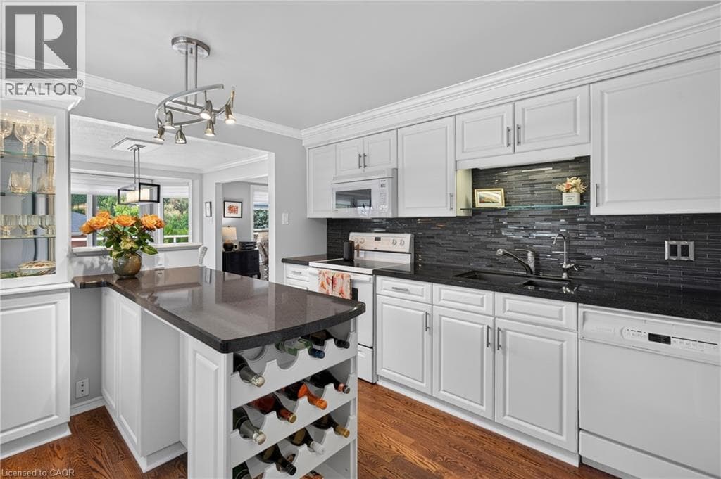 Townhouse for sale at 406 CRAIGLEITH Drive Unit# 1, Craigleith, Waterloo, Ontario, photo 5