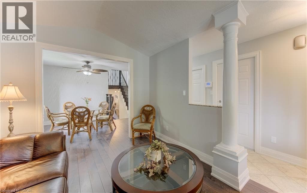Detached for sale at 378 MEADOWVALE Place, University Downs, Waterloo, Ontario, photo 4