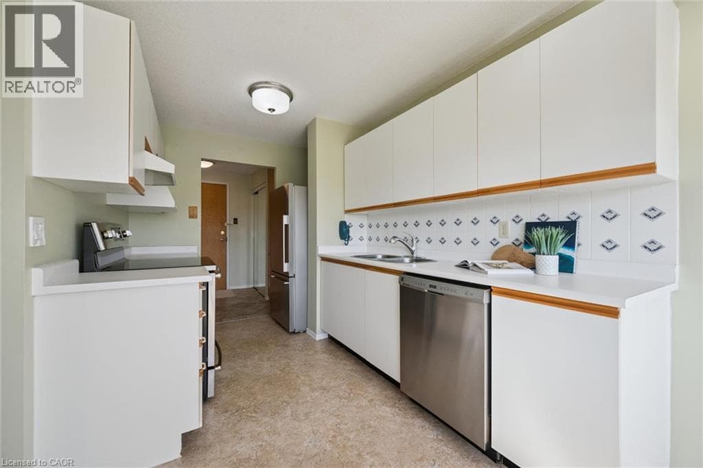 Apartment for sale at 30 BLUE SPRINGS Drive Unit# 308, Lincoln Heights, Waterloo, Ontario, photo 13