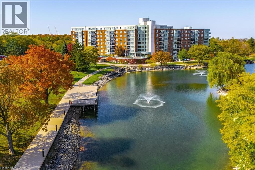 Apartment for sale at 30 BLUE SPRINGS Drive Unit# 308, Lincoln Heights, Waterloo, Ontario, photo 2