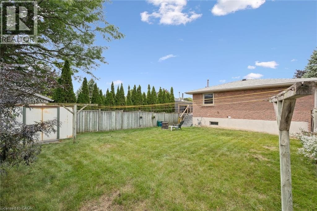 Detached for sale at 121 NATHANIEL Crescent, Pioneer Park, Kitchener, Ontario, photo 3