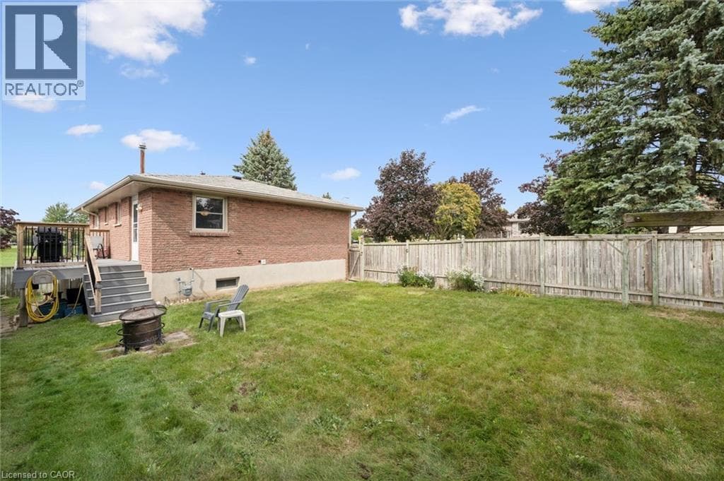 Detached for sale at 121 NATHANIEL Crescent, Pioneer Park, Kitchener, Ontario, photo 4