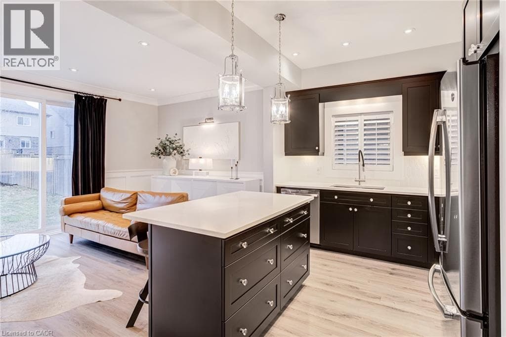 Detached for sale at 239 CRANBROOK Street, Doon South, Kitchener, Ontario, photo 8