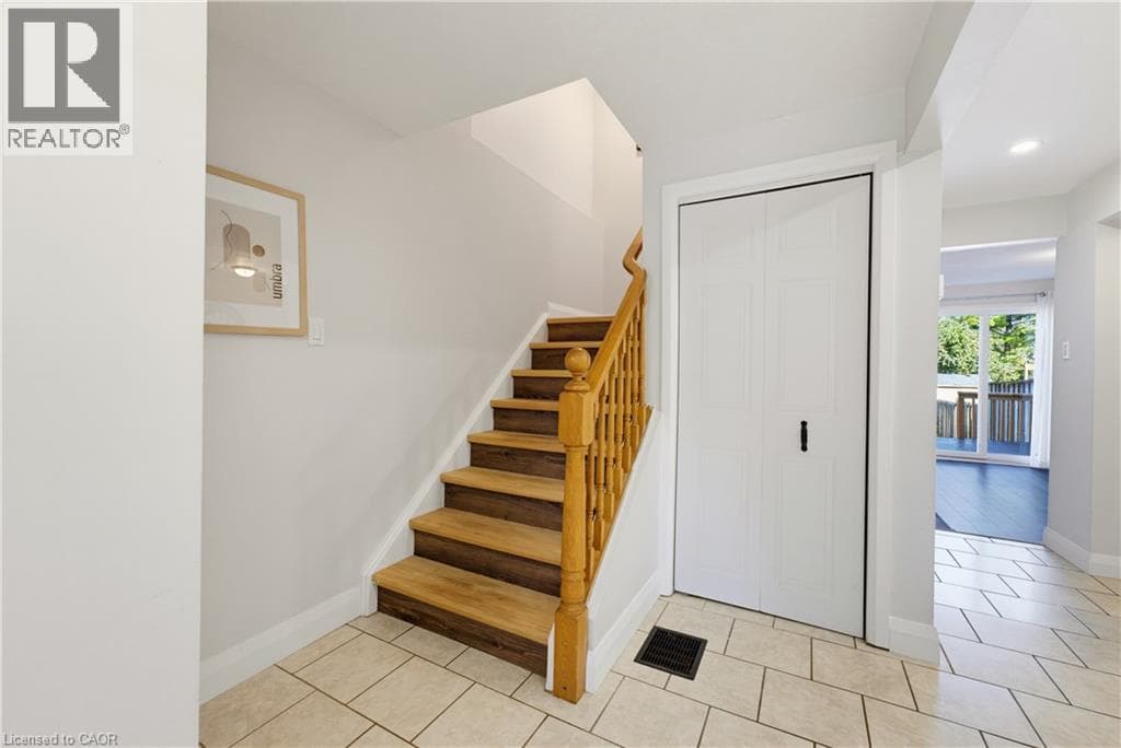 Semi-detached for sale at 80 HIGHLAND Crescent, Victoria Hills, Kitchener, Ontario, photo 6