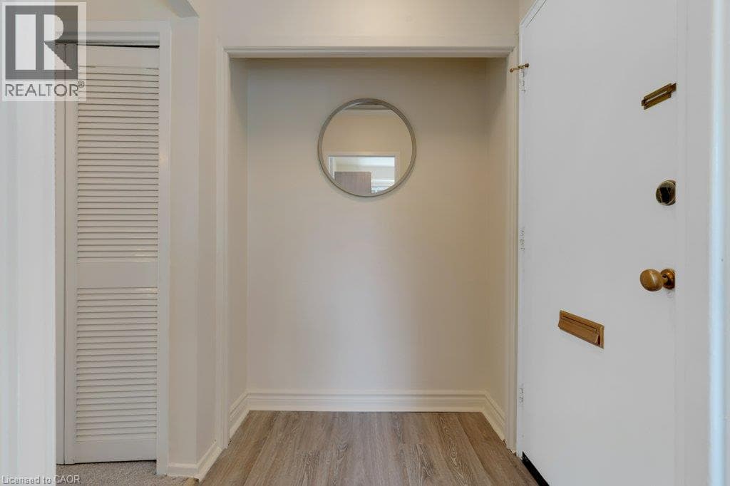 Apartment for sale at 26 WENTWORTH Avenue Unit# 2 S, Downtown Galt, Cambridge, Ontario, photo 8