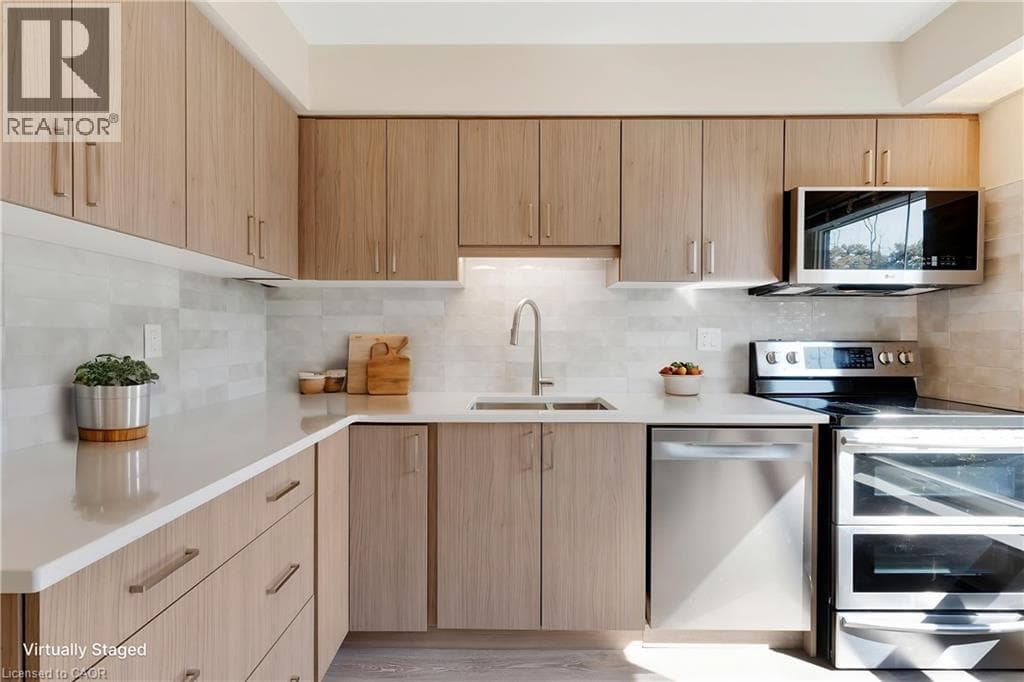 Apartment for sale at 26 WENTWORTH Avenue Unit# 2 S, Downtown Galt, Cambridge, Ontario, photo 11