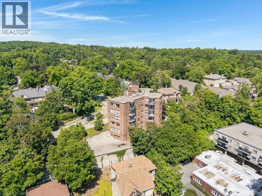 Apartment for sale at 26 WENTWORTH Avenue Unit# 2 S, Downtown Galt, Cambridge, Ontario, photo 42