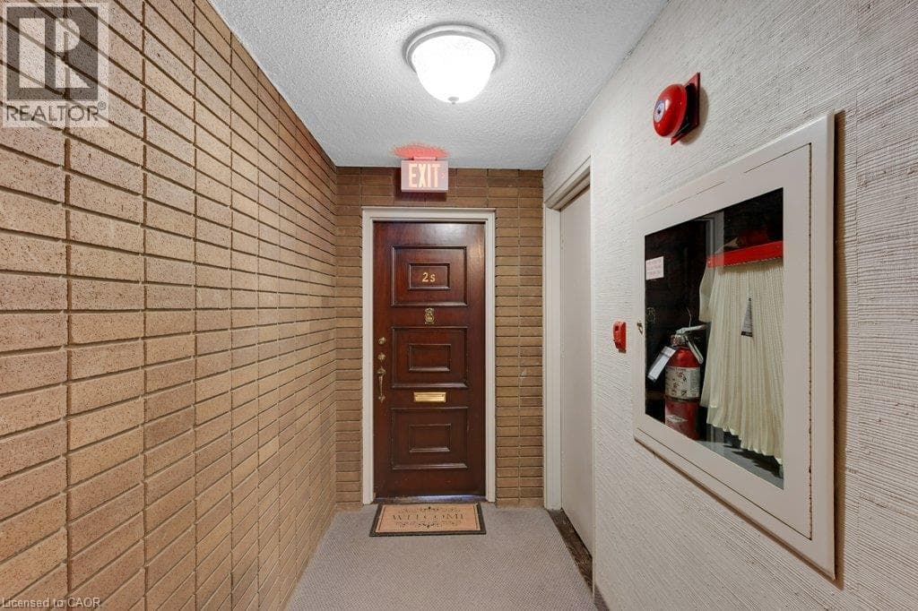 Apartment for sale at 26 WENTWORTH Avenue Unit# 2 S, Downtown Galt, Cambridge, Ontario, photo 6