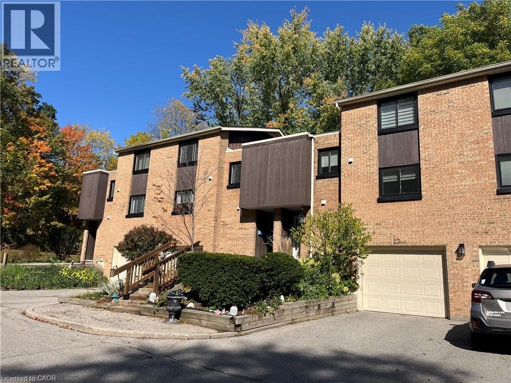 Townhouse for sale at 220 SALISBURY Avenue Unit# 23, Victoria Highlands, Cambridge, Ontario, photo 2