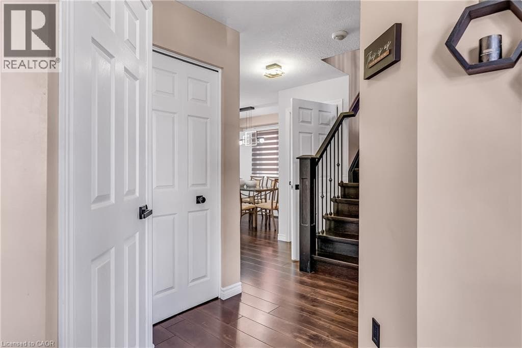 Detached for sale at 193 MOUNTAIN LAUREL Crescent, Laurentian West, Kitchener, Ontario, photo 5