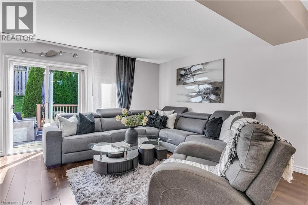 Detached for sale at 193 MOUNTAIN LAUREL Crescent, Laurentian West, Kitchener, Ontario, photo 9