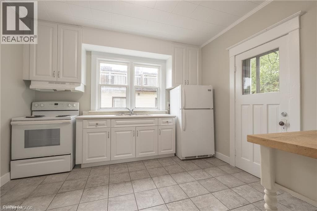 Detached for sale at 175 REGINA Street N, Uptown North, Waterloo, Ontario, photo 4