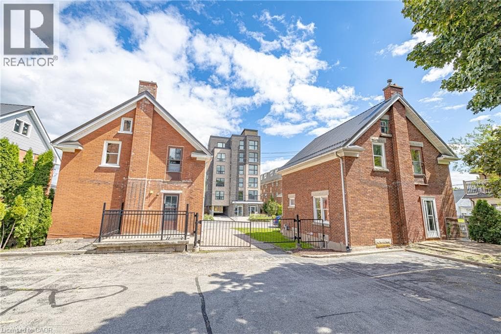 Detached for sale at 175 REGINA Street N, Uptown North, Waterloo, Ontario, photo 3