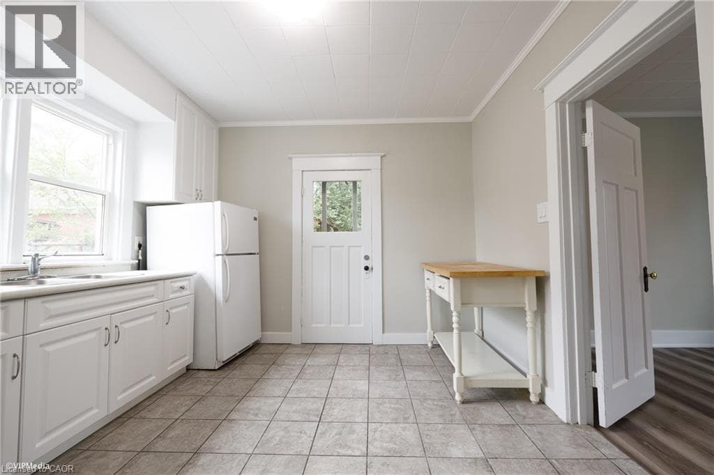 Detached for sale at 175 REGINA Street N, Uptown North, Waterloo, Ontario, photo 5