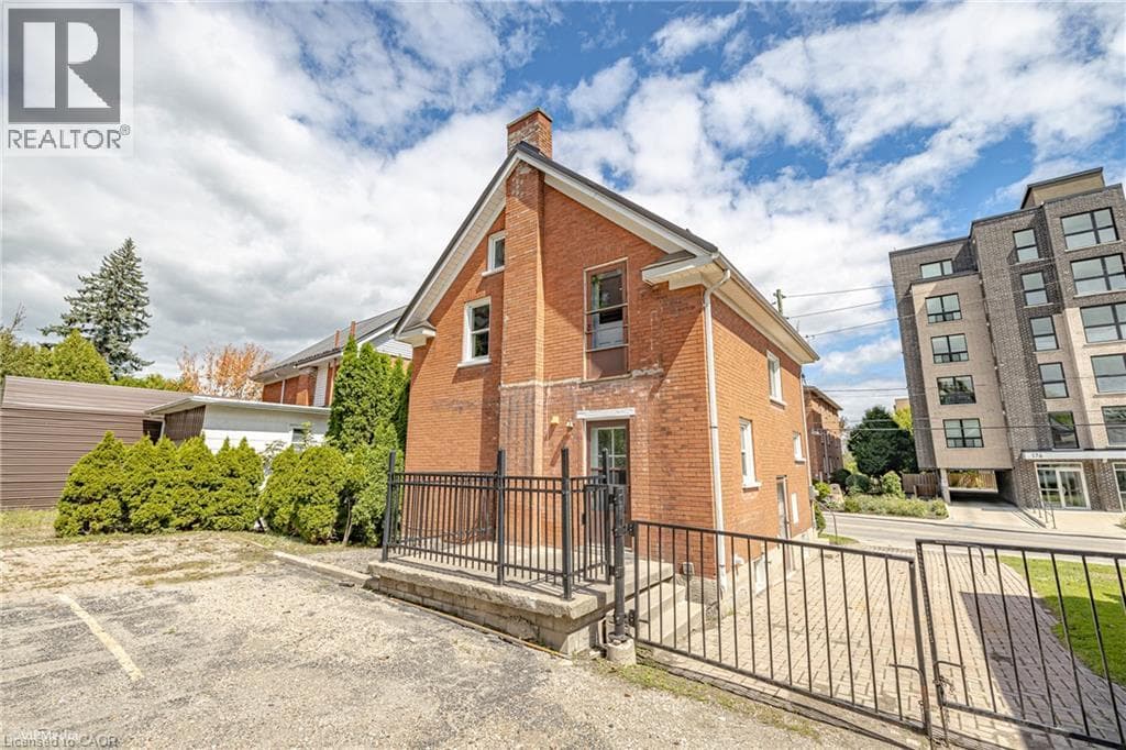 Detached for sale at 177 REGINA Street N, Uptown North, Waterloo, Ontario, photo 3
