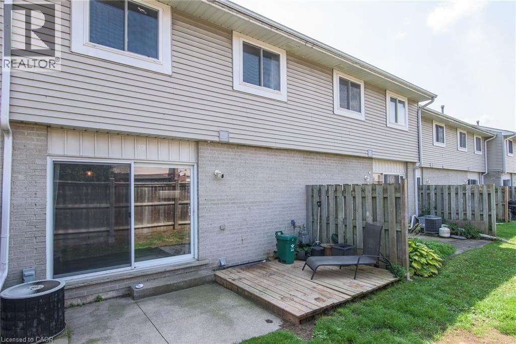 Townhouse for sale at 125 SEKURA Crescent Unit# 13, Northview, Cambridge, Ontario, photo 8