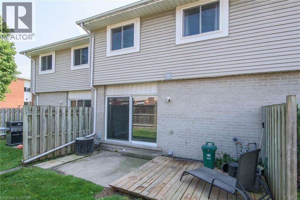 Townhouse for sale at 125 SEKURA Crescent Unit# 13, Northview, Cambridge, Ontario, photo 7