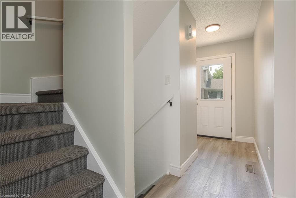 Townhouse for sale at 125 SEKURA Crescent Unit# 13, Northview, Cambridge, Ontario, photo 12