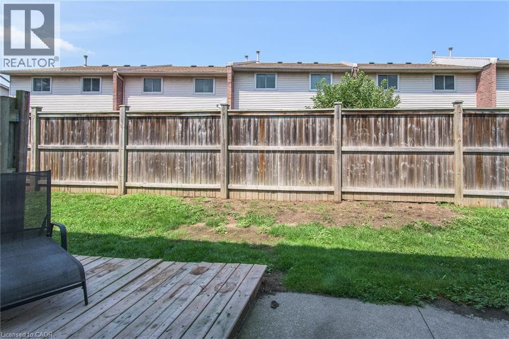 Townhouse for sale at 125 SEKURA Crescent Unit# 13, Northview, Cambridge, Ontario, photo 4
