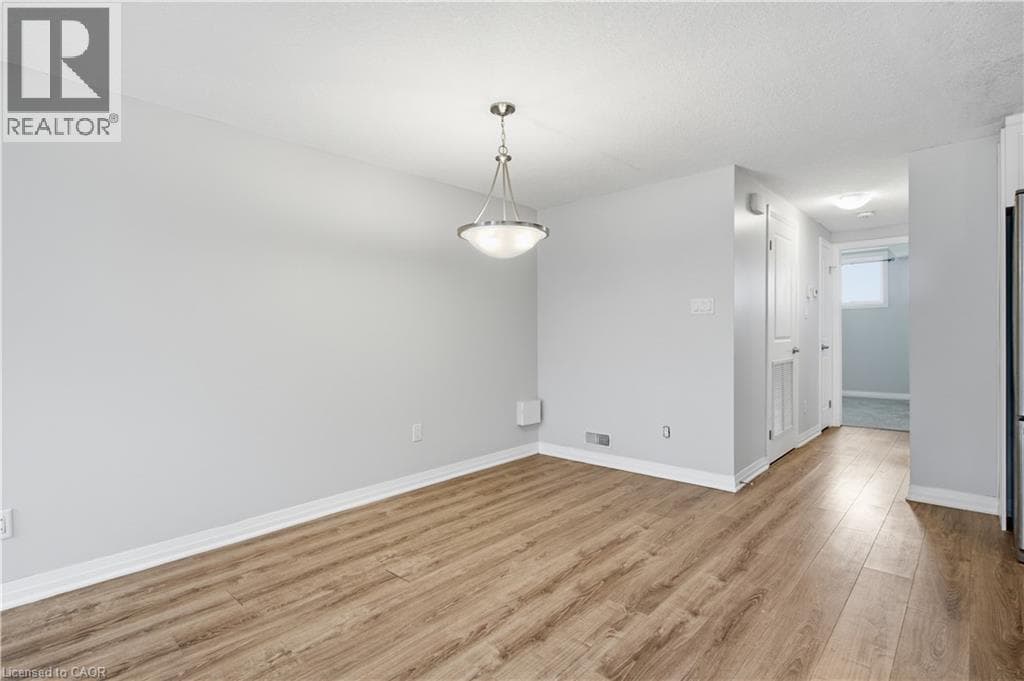 Townhouse for sale at 1989 OTTAWA Street S Unit# 17G, Laurentian West, Kitchener, Ontario, photo 13