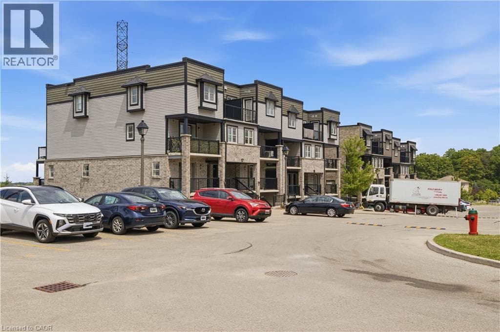 Townhouse for sale at 1989 OTTAWA Street S Unit# 17G, Laurentian West, Kitchener, Ontario, photo 2