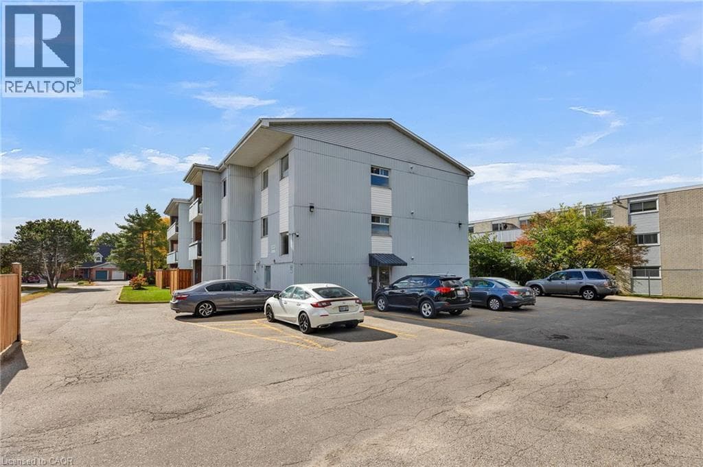Apartment for sale at 100 BRECKENRIDGE Drive Unit# 103, Heritage Park, Kitchener, Ontario, photo 12