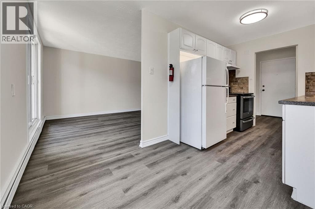 Apartment for sale at 100 BRECKENRIDGE Drive Unit# 103, Heritage Park, Kitchener, Ontario, photo 7