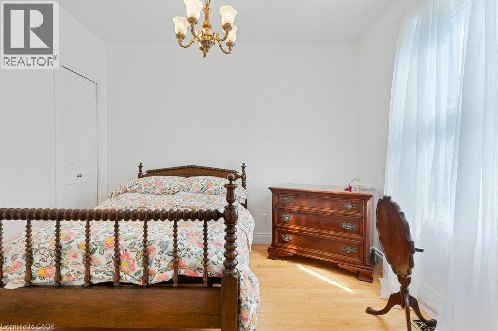 Detached for sale at 17 QUEEN Street, Branchton, North Dumfries, Ontario, photo 11