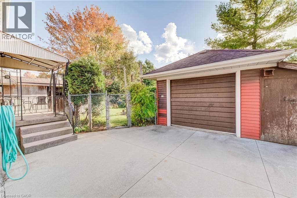 Detached for sale at 11 CRESTWOOD Avenue, Fairfield, Kitchener, Ontario, photo 39