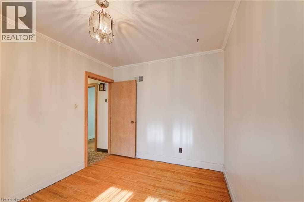 Detached for sale at 11 CRESTWOOD Avenue, Fairfield, Kitchener, Ontario, photo 14