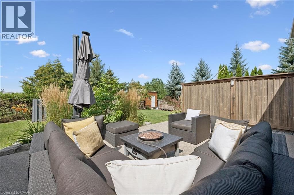 Townhouse for sale at 111 OAK PARK Drive, Carriage Crossing, Waterloo, Ontario, photo 33