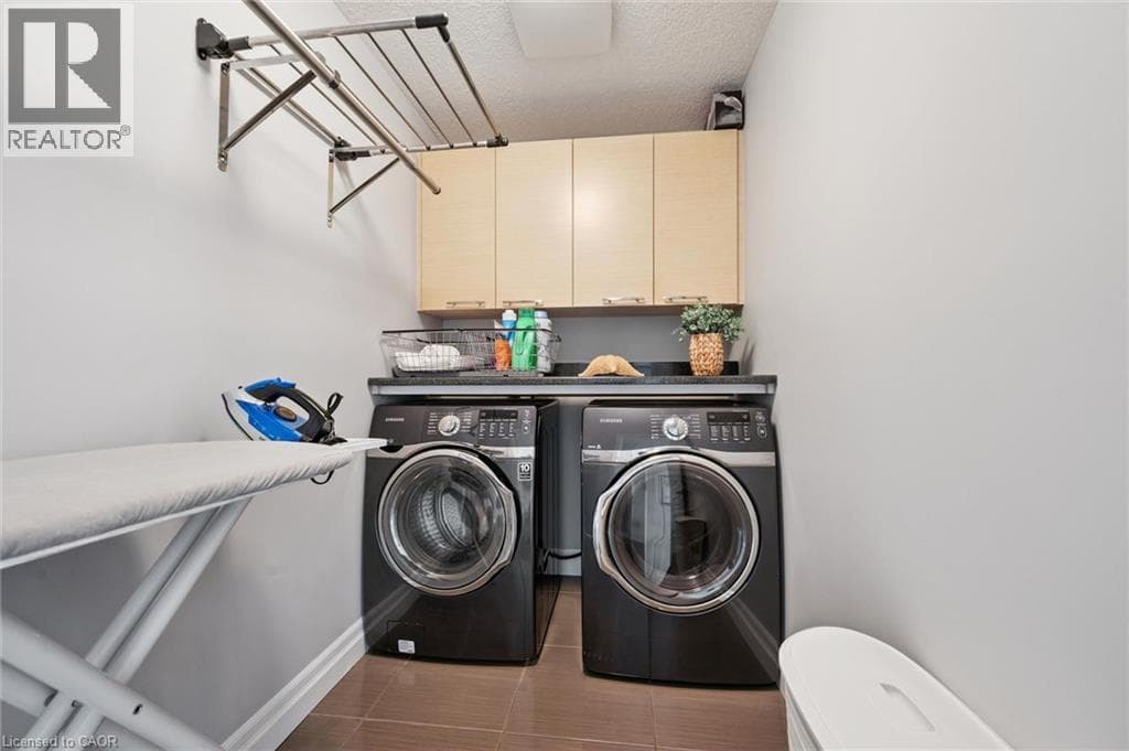 Townhouse for sale at 111 OAK PARK Drive, Carriage Crossing, Waterloo, Ontario, photo 25