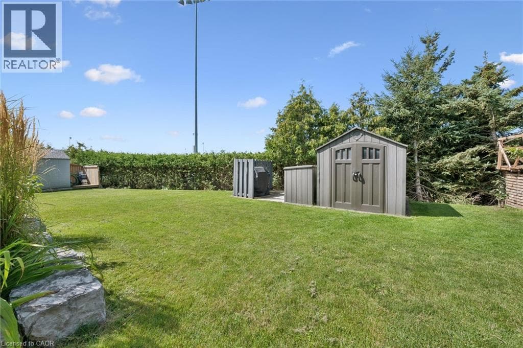 Townhouse for sale at 111 OAK PARK Drive, Carriage Crossing, Waterloo, Ontario, photo 35