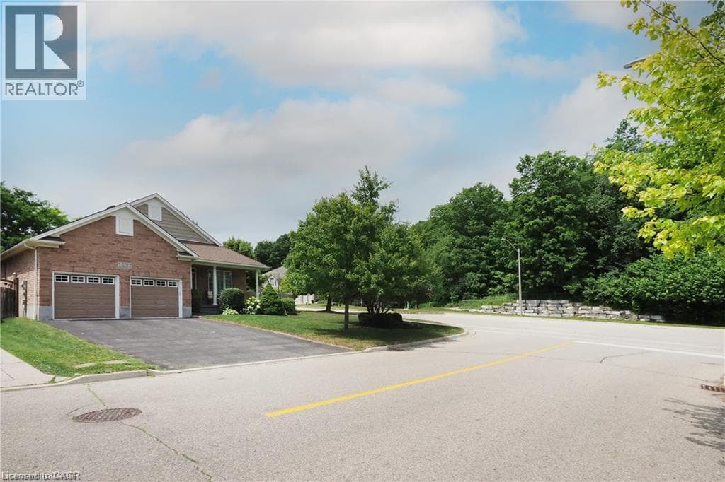 Detached for sale at 559 SPRINGWATER Drive, Conservation Meadows, Waterloo, Ontario, photo 4
